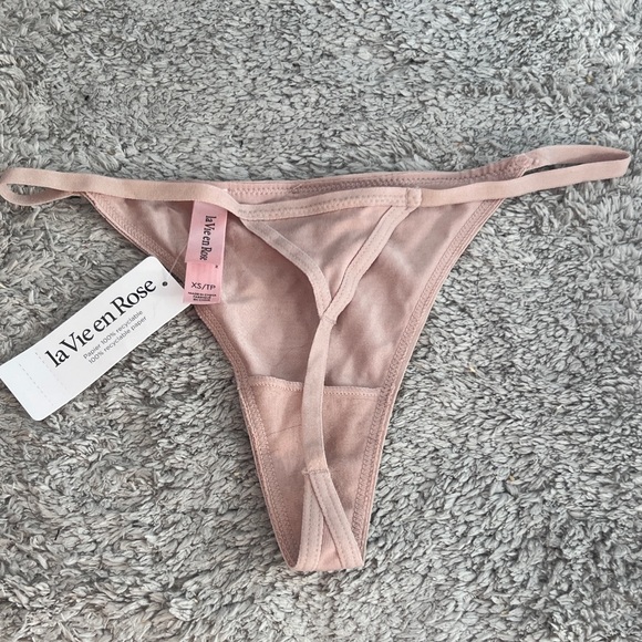 NWT La Vie En Rose Thong - Picture 2 of 2